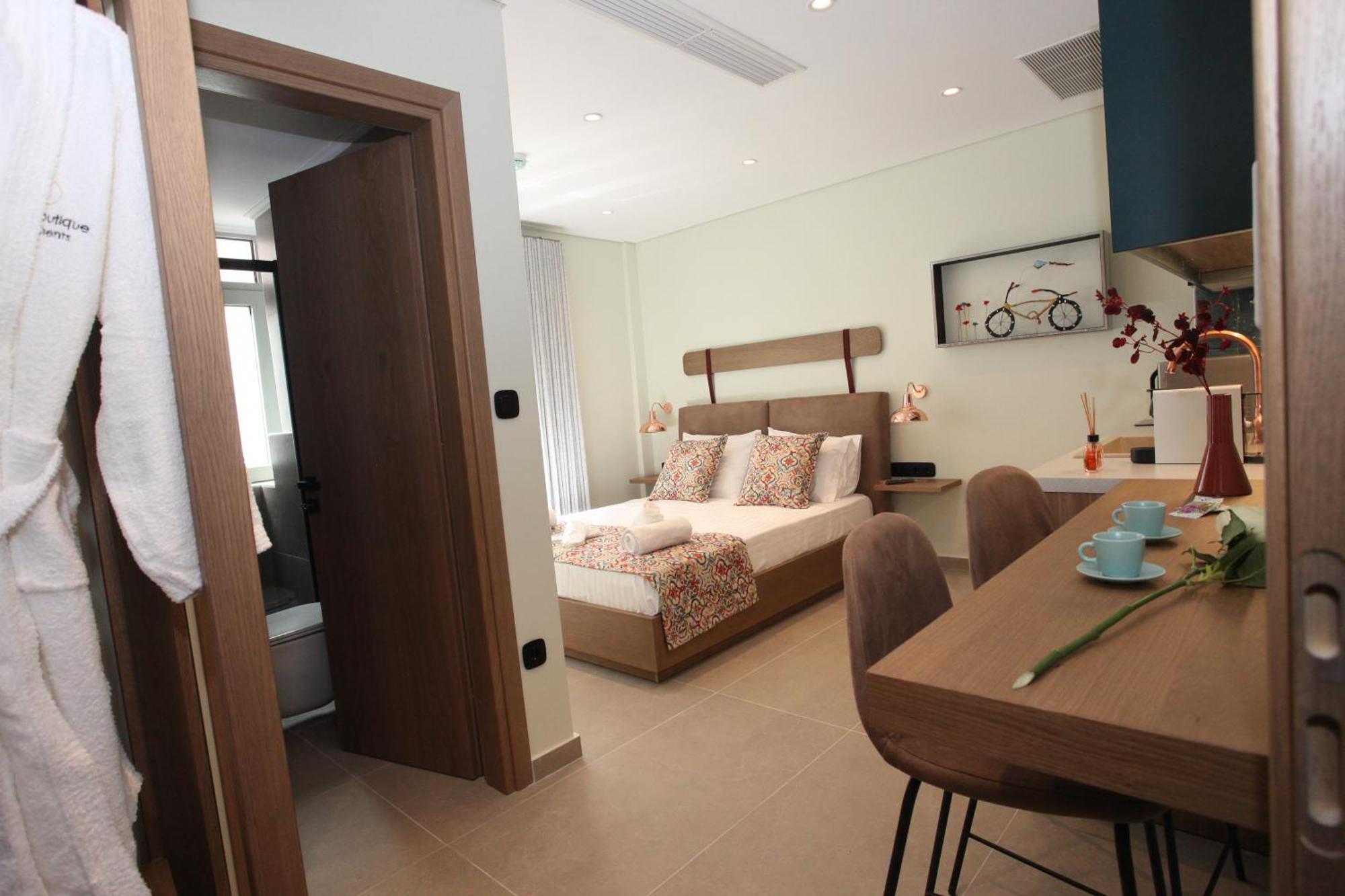 Ipelhome-avissinias Boutique Athens